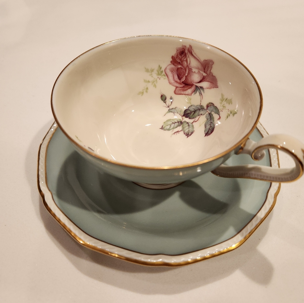 Tea cup and saucer Royal Tettau